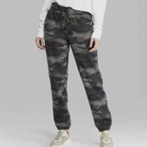 Wild Fable Camo Sweatpants